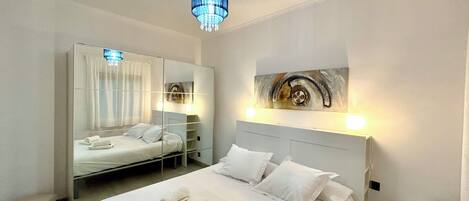 3 habitaciones y caja de seguridad en la habitación