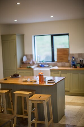 تناول الطعام