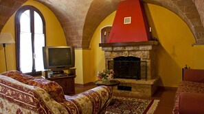 Fireplace, stereo