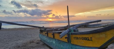 NÀra stranden, vit sandstrand och transport till/frÄn stranden