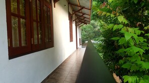 Property grounds - Villa Happy Home (Bentota)