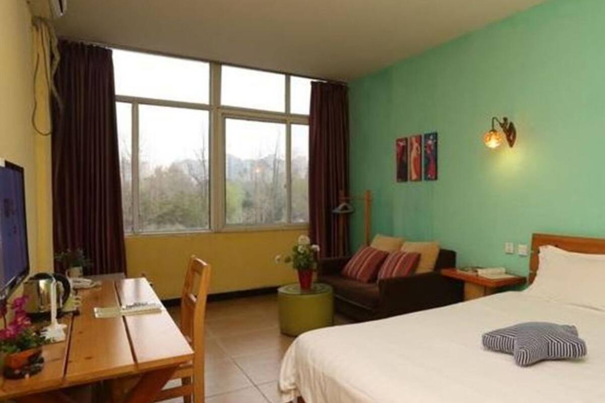Deluxe-Doppelzimmer | Schreibtisch, Verdunkelungsvorhänge, kostenloses WLAN