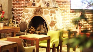 Unclassified image, 4 of 24, button - DREAMS TRAVEL INTERNATIONAL YOUTH HOSTEL (Chengdu)
