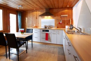 Superior-Apartment | Eigene Küche