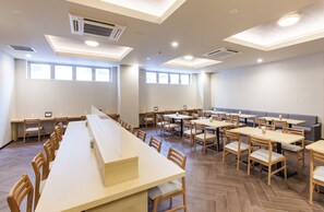 Free daily self-service breakfast  - Y’s Hotel Shin - Osaka (Osaka)