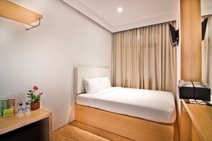 Standard King Room - Kimono Hotel (Kuta)