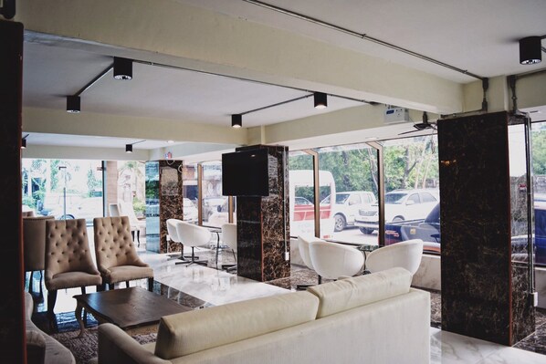 Sala de estar en el lobby