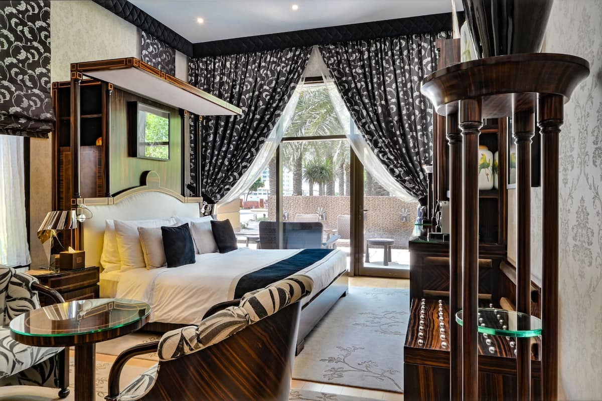 Luxury Suite Sea View | Minibar, caja de seguridad en la habitación y decoración personalizada