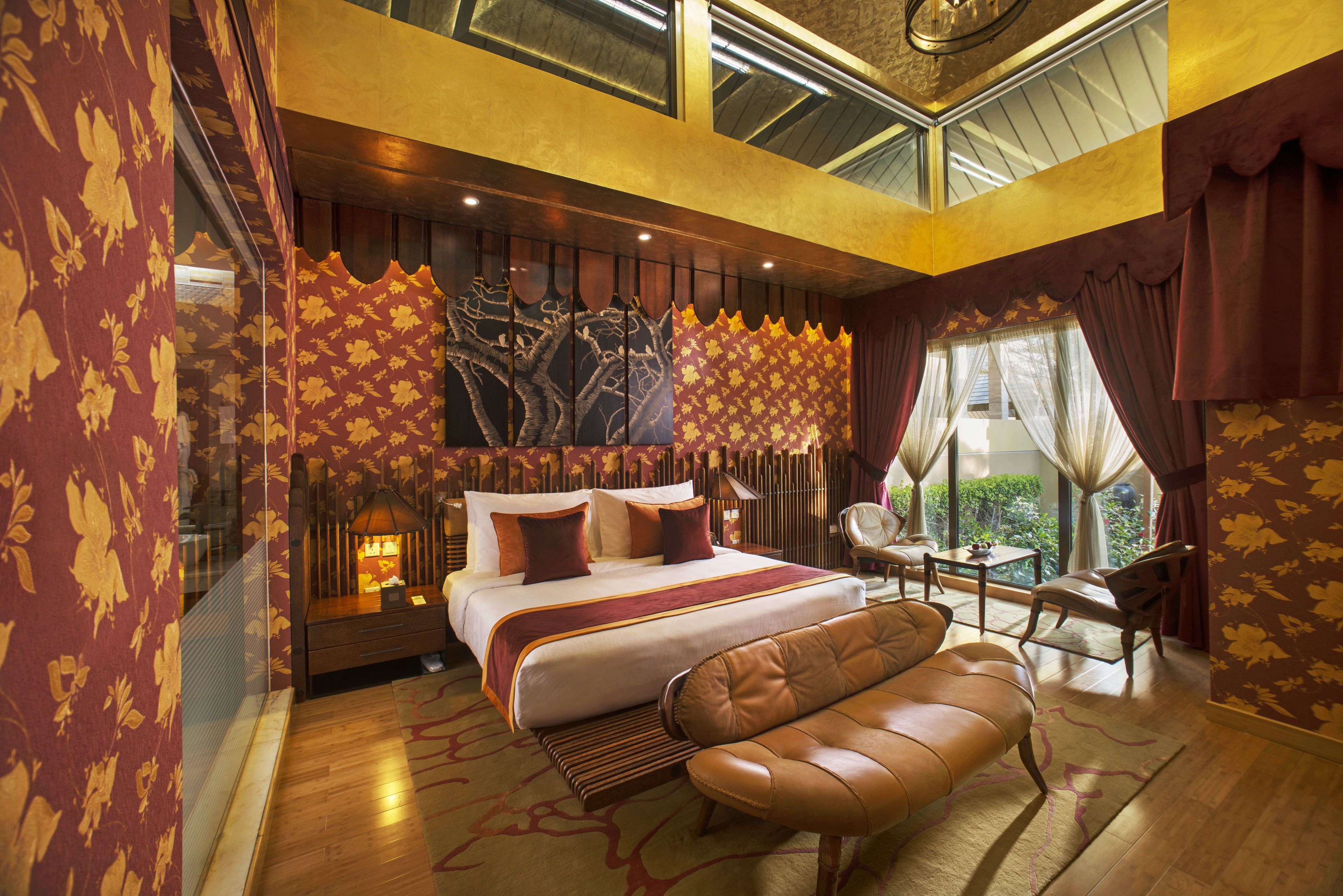 minibar, in-room safe, individually decorated, individually furnished