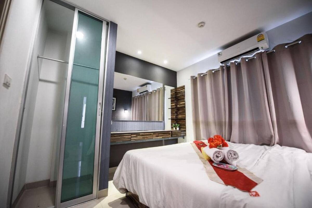 Coffres-forts dans les chambres, bureau, rideaux occultants