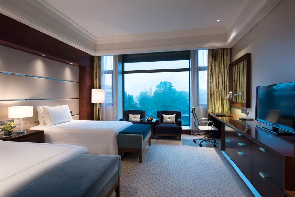 Minibar, in-room safe, desk, blackout curtains