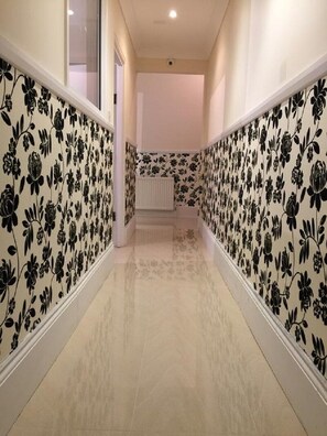 Lobby - Hellenic Hotel by Saba (Rainham)