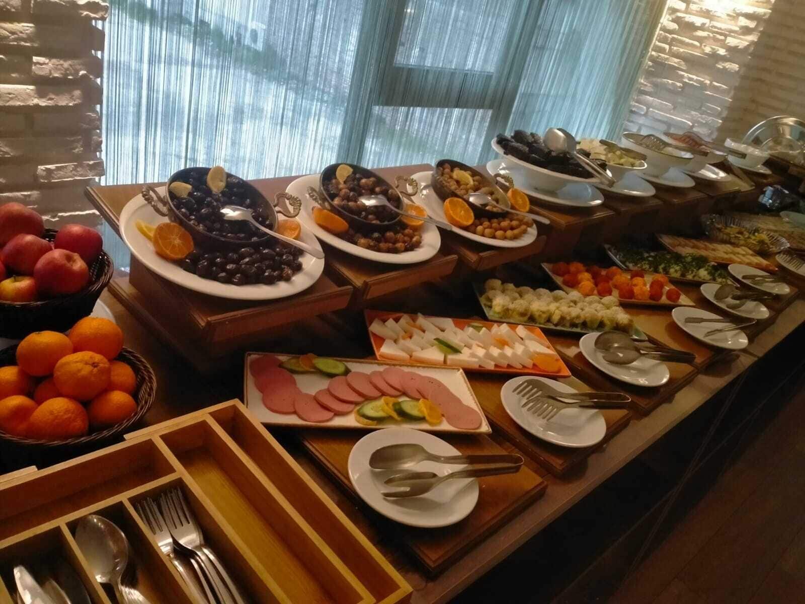 Breakfast buffet