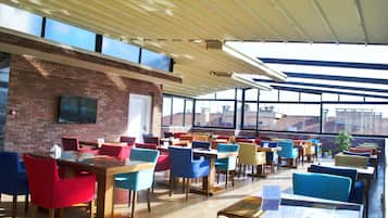 Terassi/patio