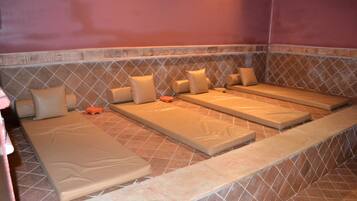 Sauna, bagno turco/hammam, body wrap, trattamenti per il viso