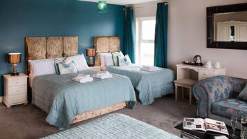 Family Room, 1 Bedroom, Ocean View (The Surf’s Up Room)