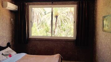 Traditional Double Room, 1 Double Bed, Non Smoking, Mountain View | Blackout curtains, cots/infant beds, free WiFi, bed sheets