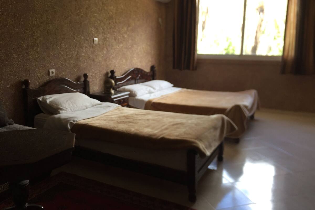 Blackout drapes, cribs (surcharge), WiFi (free), bed sheets