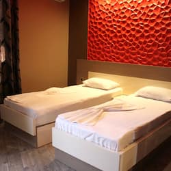 Suite | Minibar, una cassaforte in camera, insonorizzazione