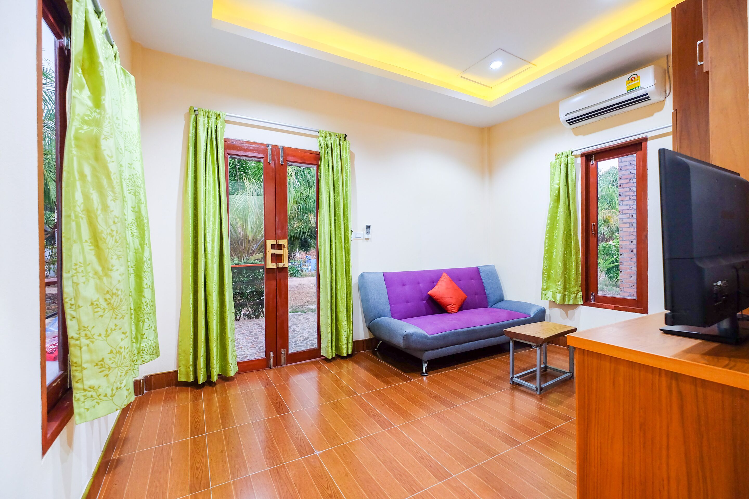 Perhesviitti | 1 makuuhuone, työpöytä, ilmainen Wi-Fi, vuodevaatteet