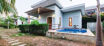 OYO 690 Bann Supansa Resort