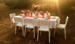 Se sirven desayunos, almuerzos, cenas y cocina local e internacional 