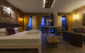 Minibar, in-room safe, desk, soundproofing - Assos Zeytinhan Hotel Special Class (Ayvacik)