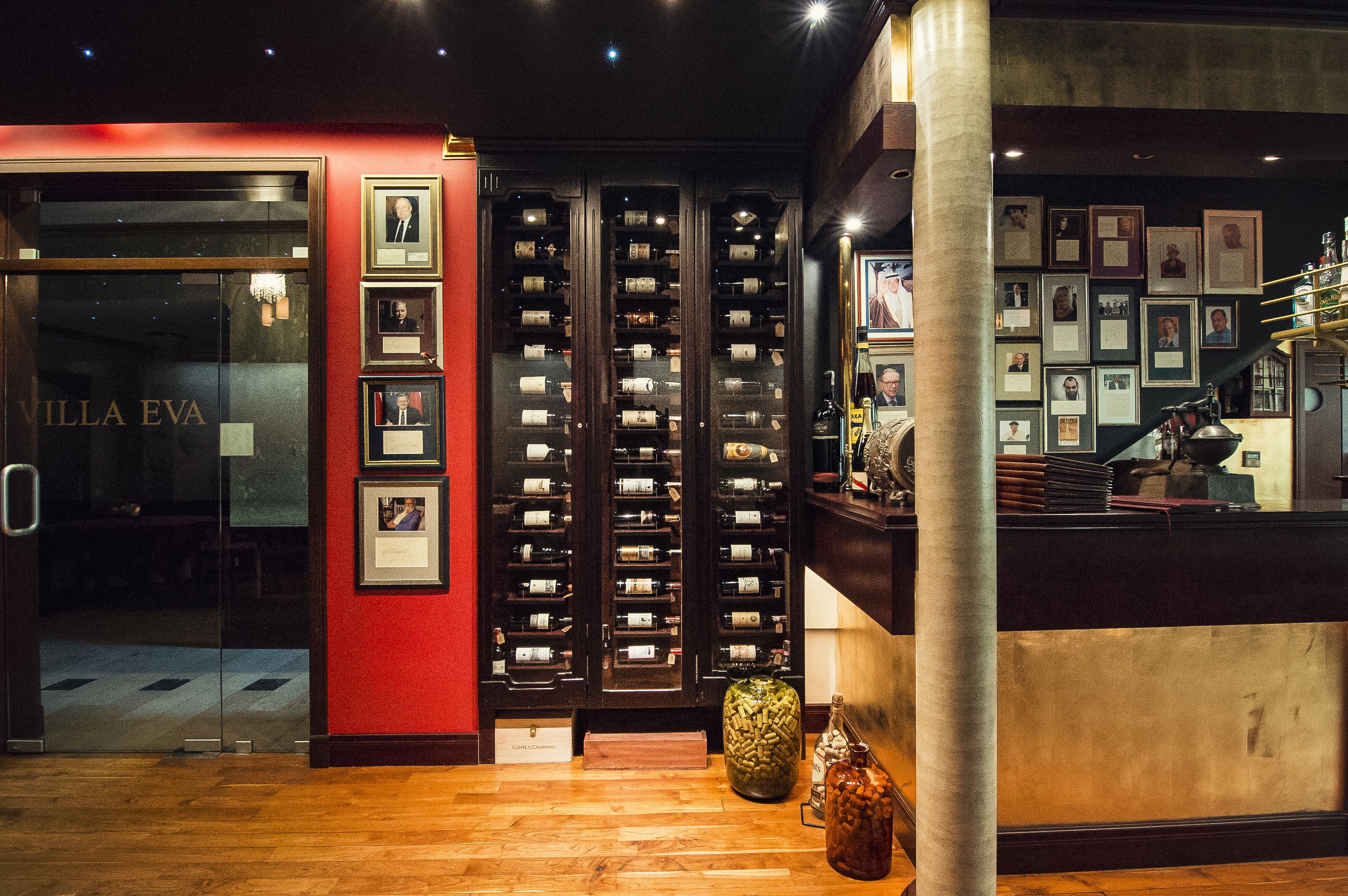 บริการอาหารเช้า อาหารกลางวัน อาหารเย็น, อาหารนานาชาติ