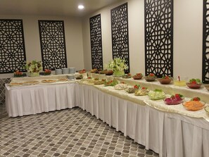 Petit déjeuner buffet compris tous les jours