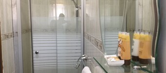 Amariah Guest House
