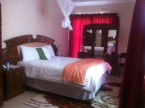 Executive Room, Garden View | Desk, rollaway beds, free WiFi - Amariah Guest House (Kasane)