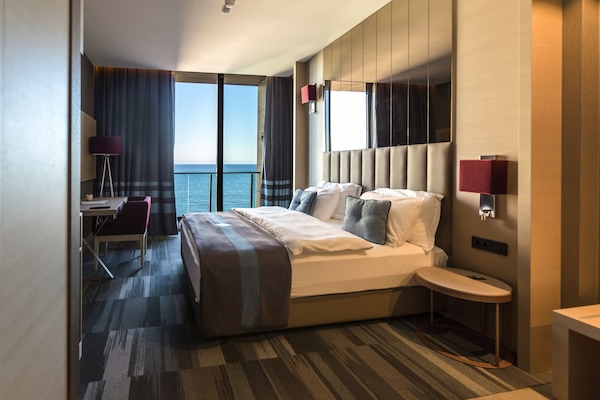 Standard Double Room, 1 Double Bed | Minibar, in-room safe, desk, laptop workspace