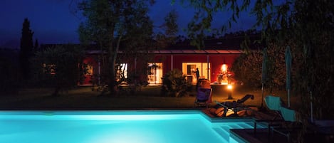 Piscine extérieure