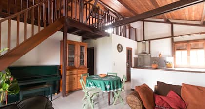 Villa la Douce Créole. Klimatisierte Zimmer / Meerblick / / 1 km Strand