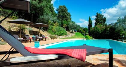 DALMANUTA 7 + 1 Nukkuu, huvila yksityinen uima-allas yksinomaiseen käyttöön!