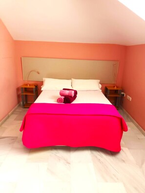 1 makuuhuone, silitysrauta/-lauta, ilmainen Wi-Fi, vuodevaatteet