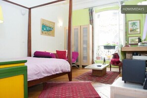 1 bedroom, iron/ironing board, travel cot, free WiFi - Apartment in the heart of Paris - L'Opéra and Montmartre. (Paris)