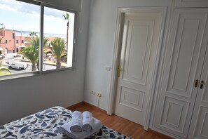 2 Schlafzimmer, Bügeleisen/Bügelbrett, kostenloses WLAN, Bettwäsche