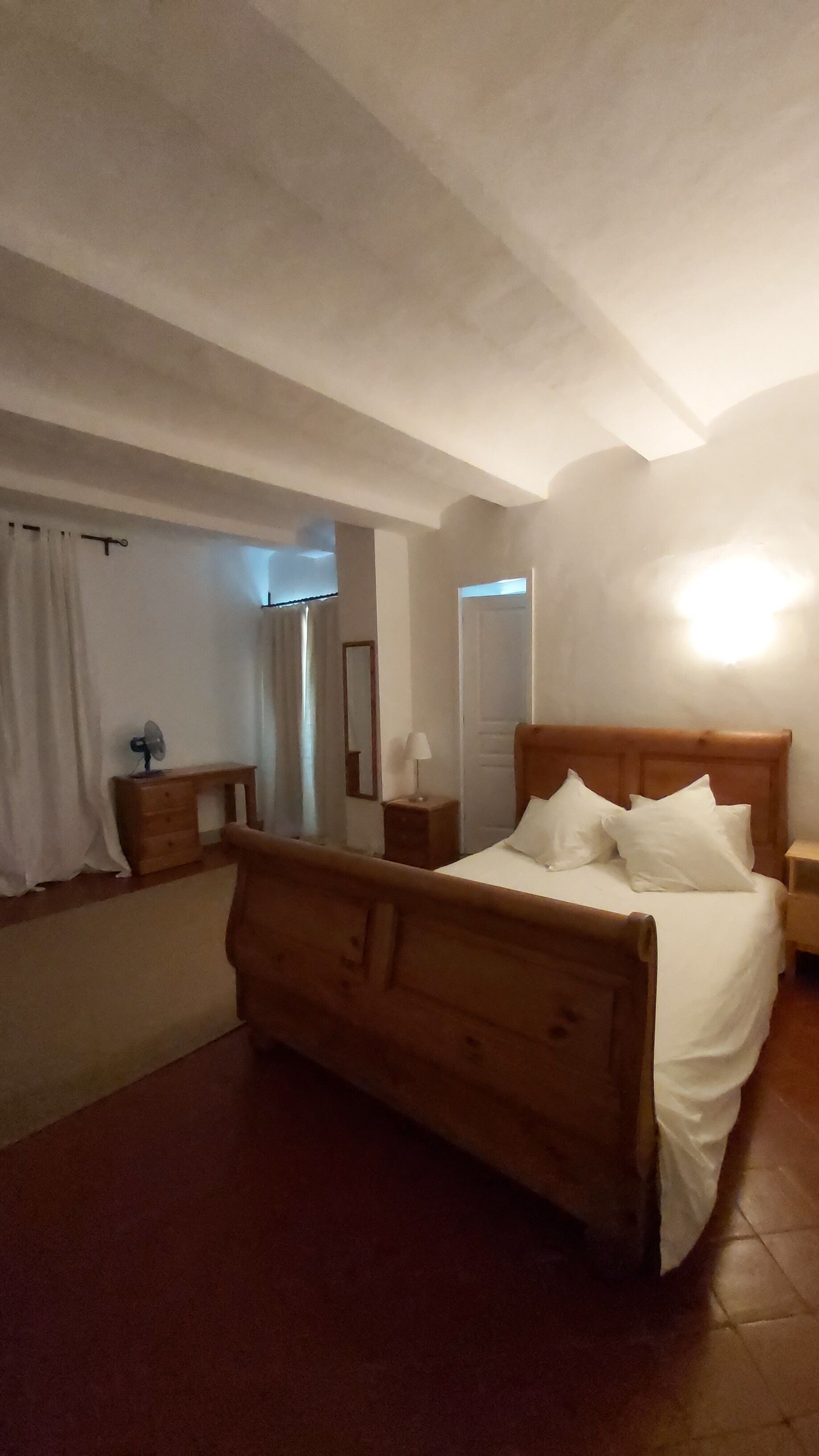 Strykejern/-brett, reiseseng for barn, wi-fi (inkludert) og sengetøy