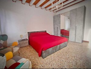 2 Schlafzimmer, Bügeleisen/Bügelbrett, Reisekinderbett, kostenloses WLAN