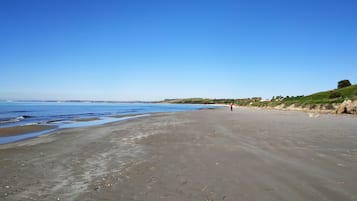 Liegestühle, Strandtücher