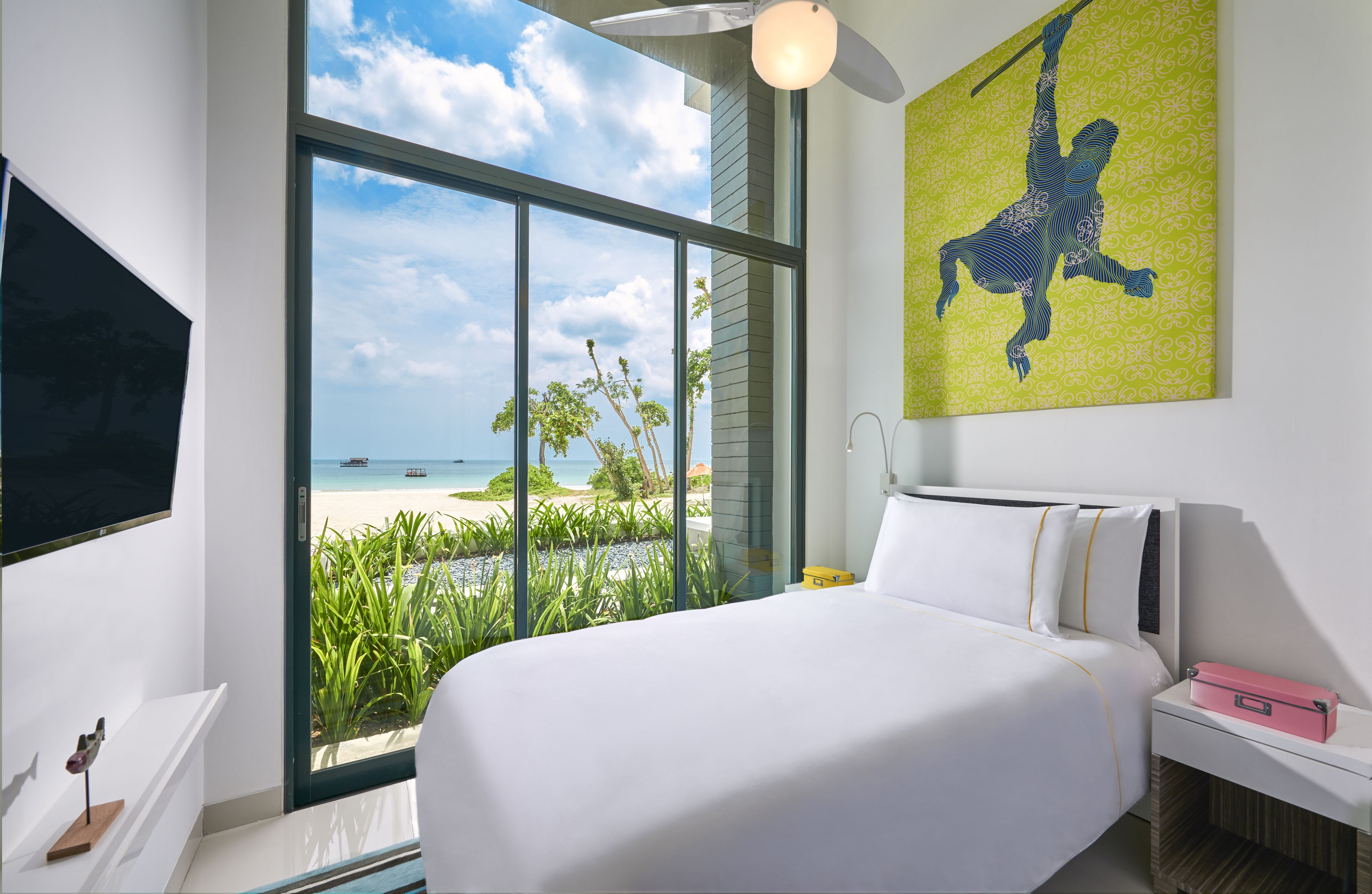 Two Bedroom Ocean View Loft Queen - Free Return Transfer (BBT Terminal and Resort) | 1 soverom, minibar, safe på rommet og skrivebord for bærbar PC