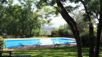 Piscina all'aperto