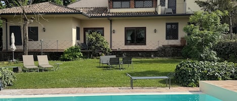 Piscine extérieure