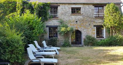 Beautifully Restored Detached Stone House