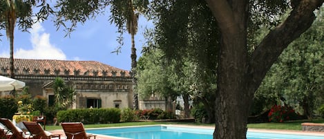 Piscine extérieure