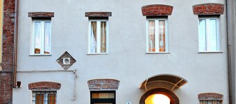 Anthea home short walk from the historic center five bicycles free and parking!