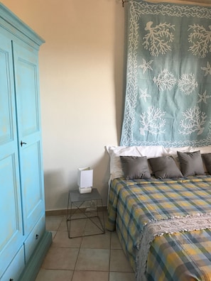 1 bedroom, in-room safe, iron/ironing board, WiFi