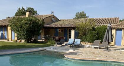 Villa 4 ch. avec piscine chauffée de 05 a 10. Classée 2 ** par étoiles de France