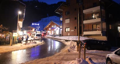 Geräumige Familien-Maisonette mit 3 Schlafzimmern - nur 50 m von den Skipisten entfernt